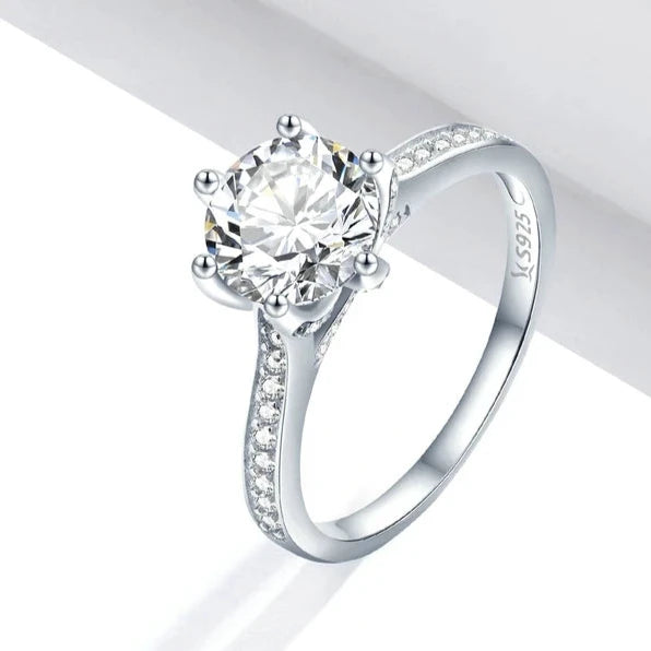 925 Sterling Silver Solitaire Jewelry Ring with Side Stones
