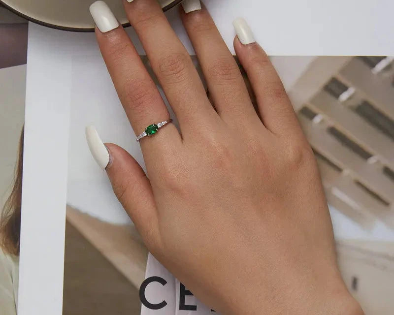 925 Sterling Silver Oval Gemstone Ring – Green & Pink Zircon Prong‑Set Bridal Jewelry for Women